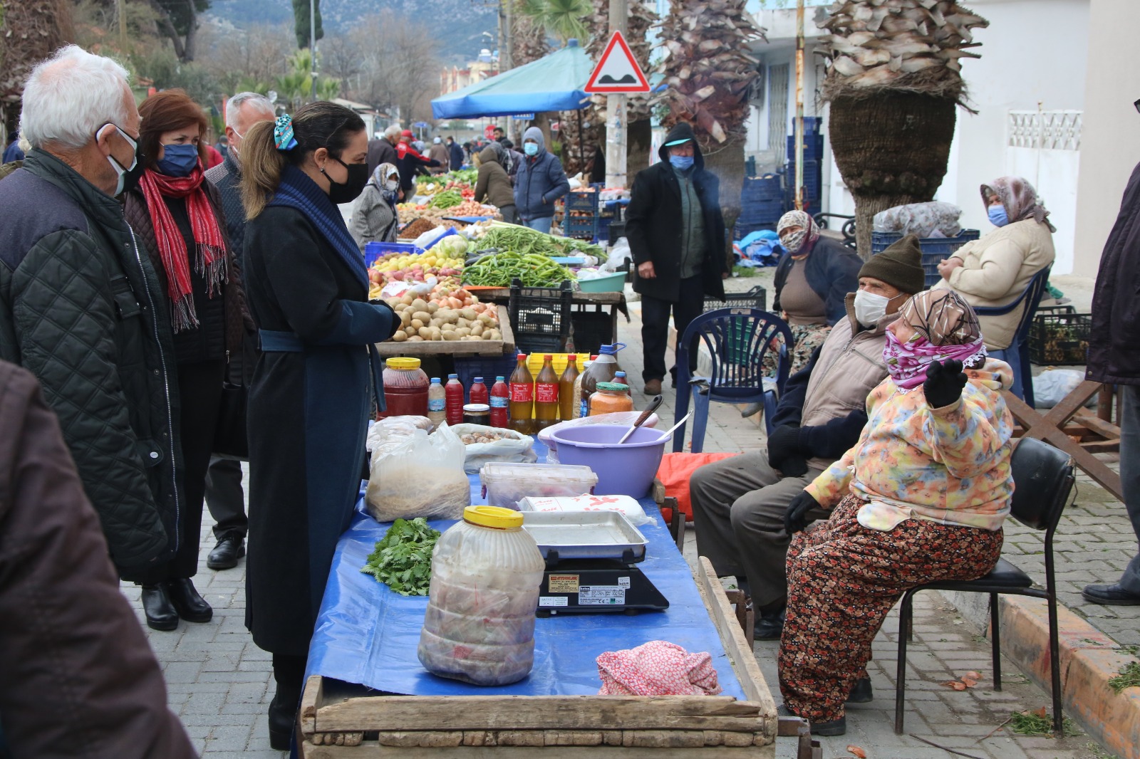 Efes Selçuk Belediyesinden Sıra Dışı Uygulama: “Tek Nokta Hizmet Aracı”