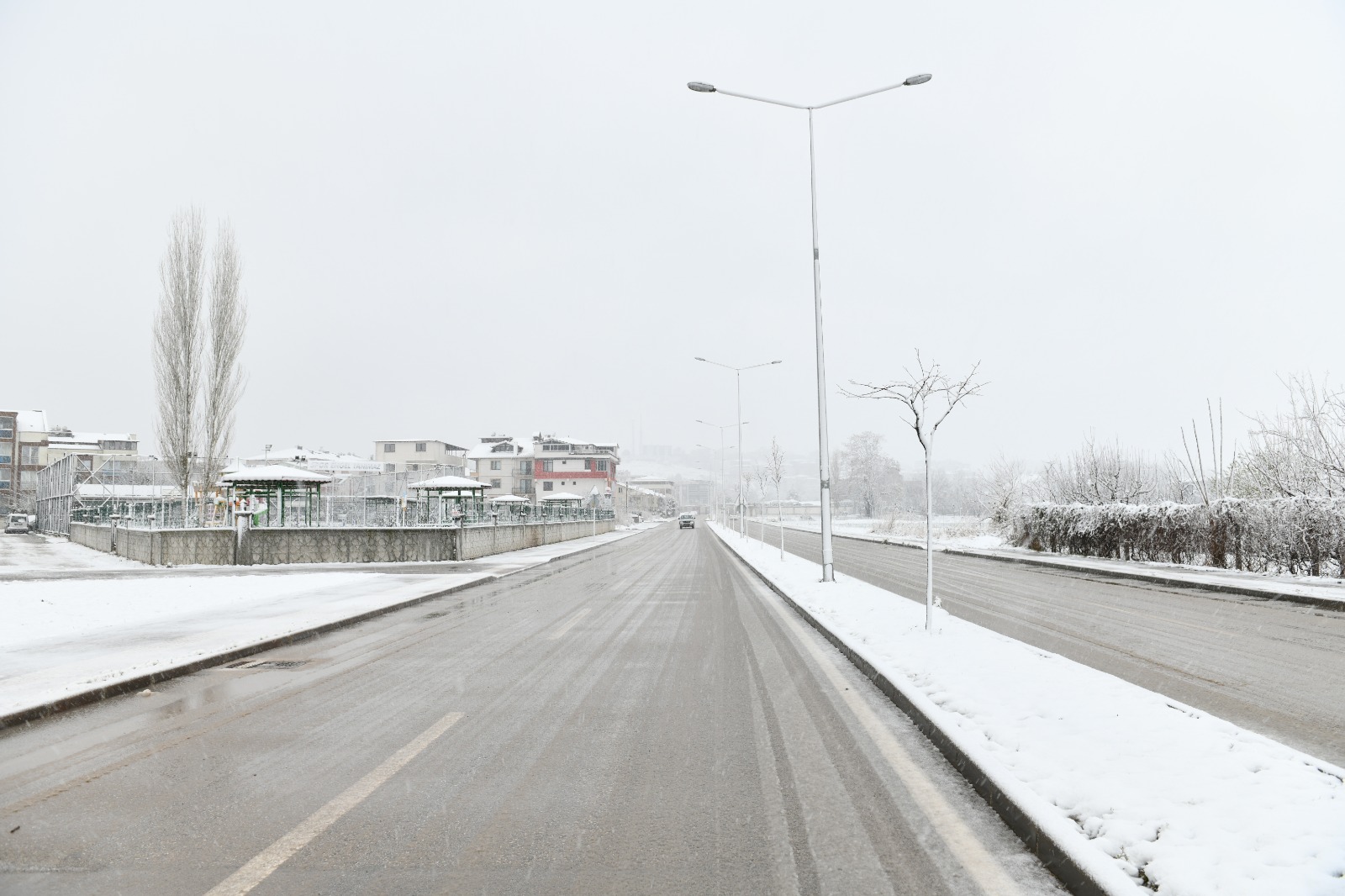  Mustafakemalpaşa Belediyesi Kar Timleri Görev Başında