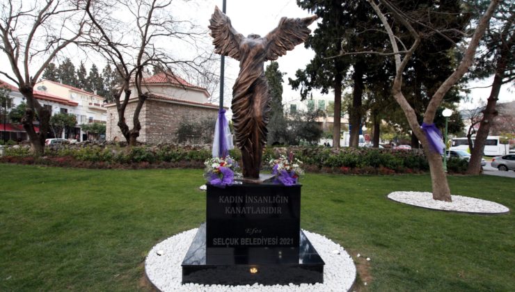  Efes Selçuk’ta Nike Anıtı Açıldı : Kadın İnsanlığın Kanatlarıdır
