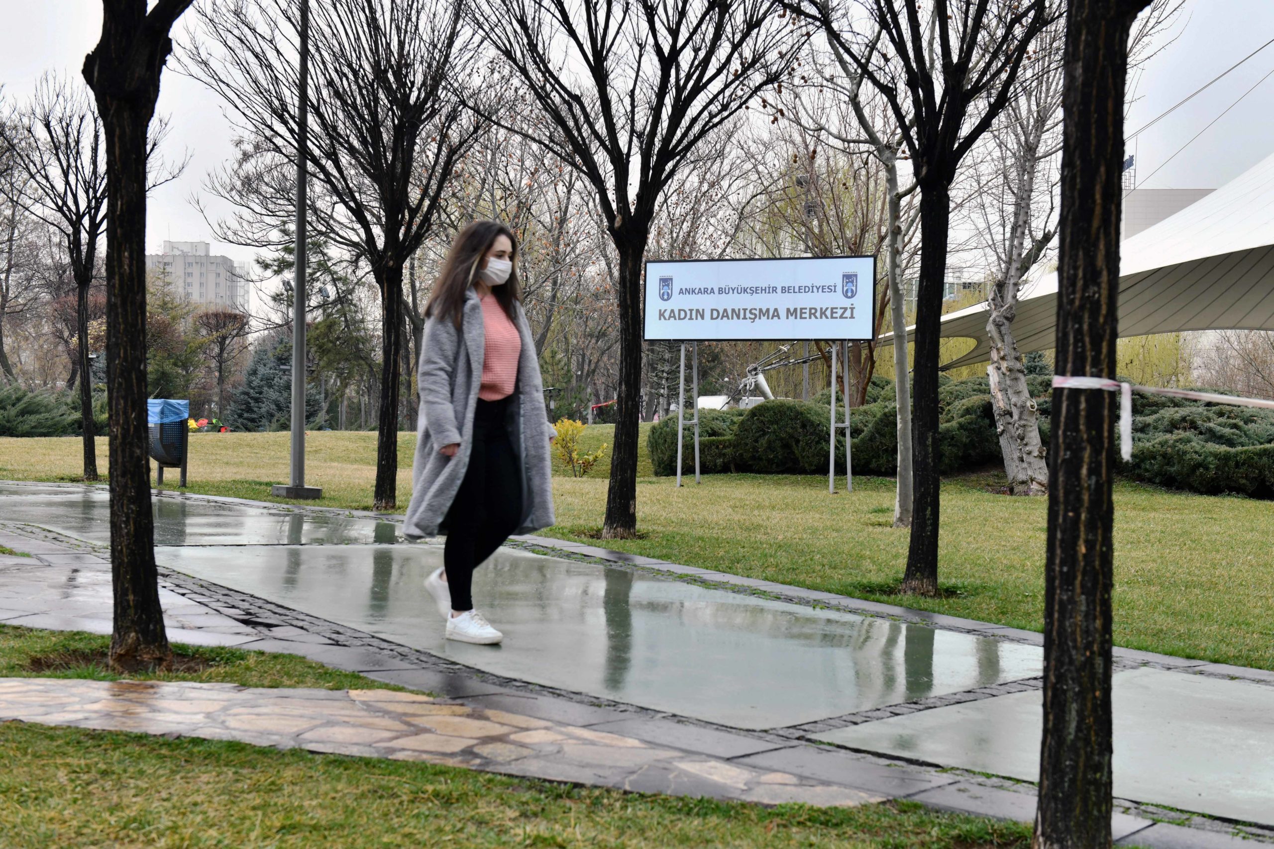  Ankara’da Kadınların Güven Noktası: ‘Büyükşehir Belediyesi Kadın Danışma Merkezi’