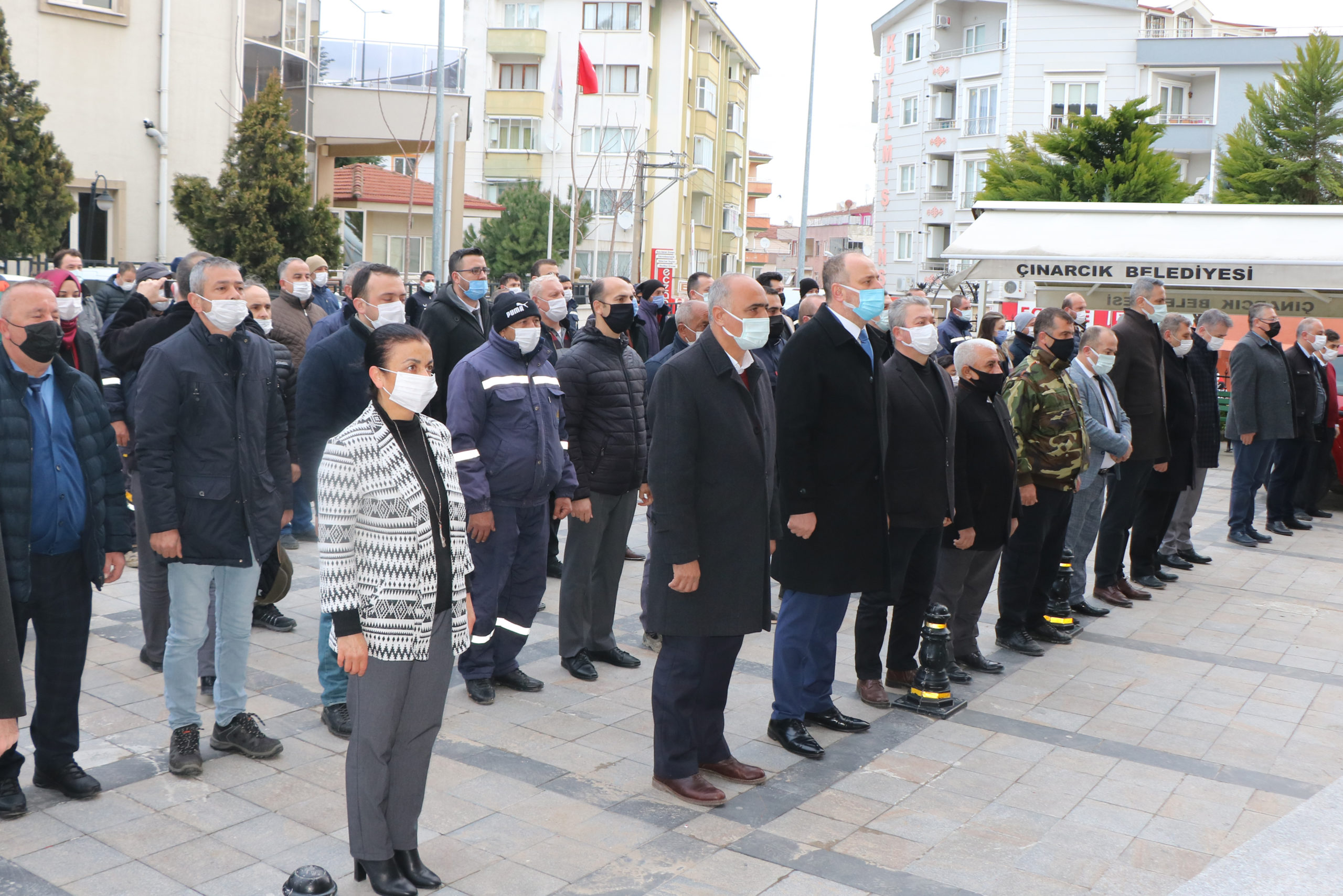 Çınarcık Belediyesi Mesaiye İstiklal Marşı ile Başladı