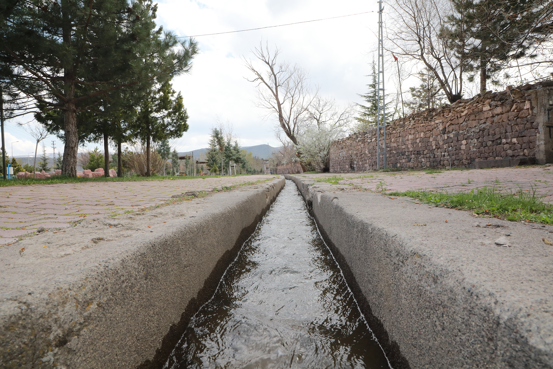  Talas’ta 15 Km’lik Sulama Kanalı Hizmete Girdi