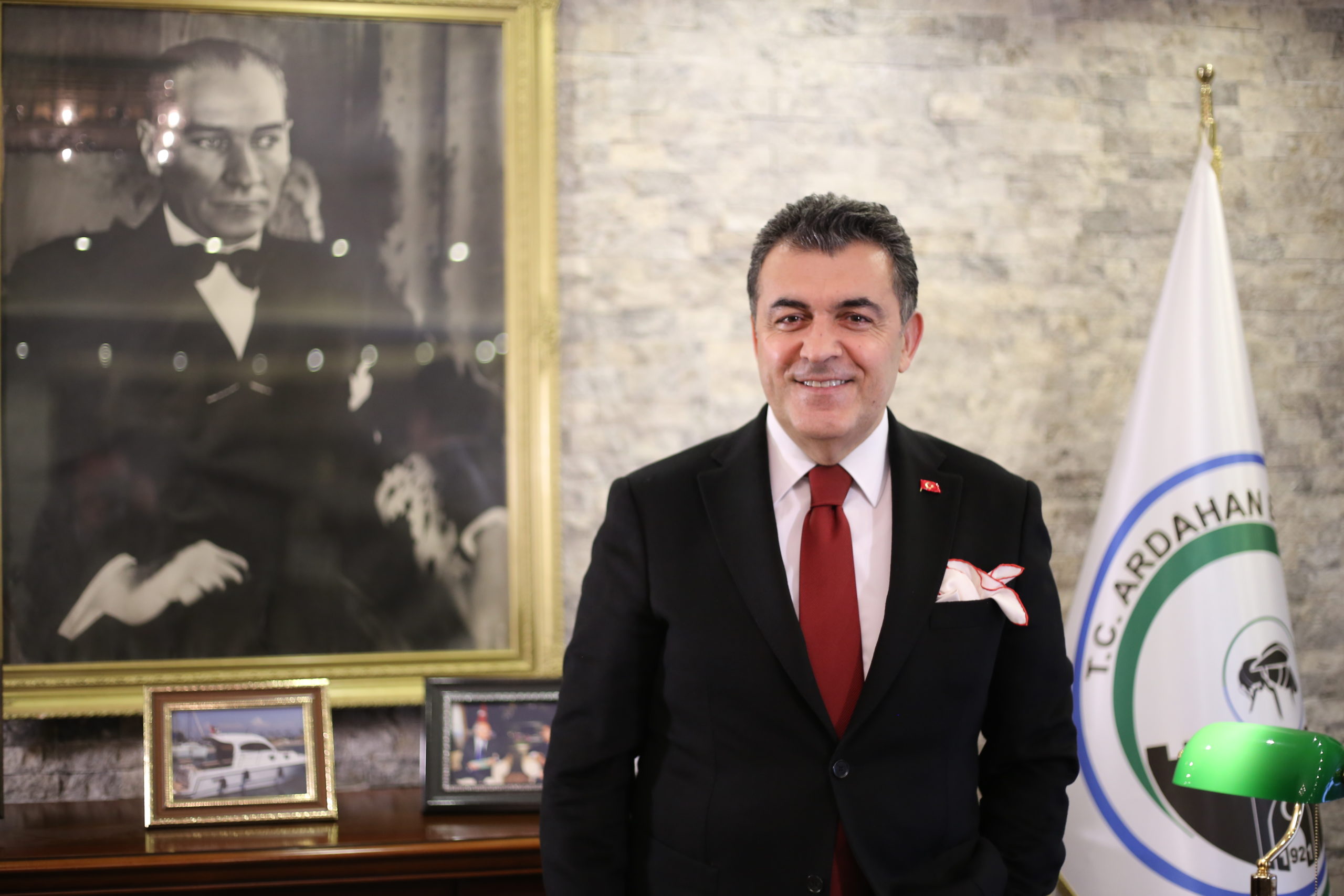  Ardahan Belediye Başkanı Demir’den 23 Nisan Mesajı