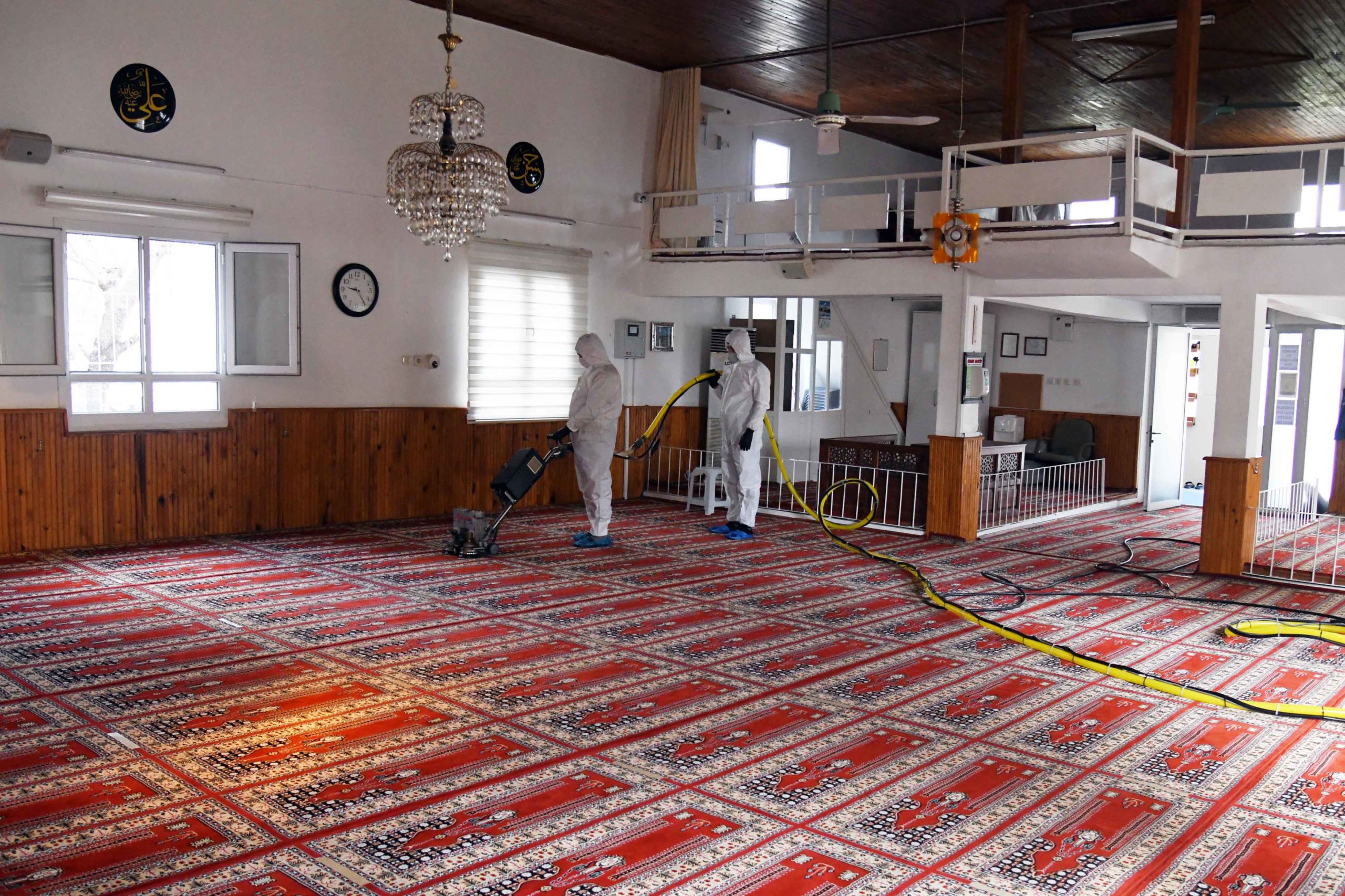  Fethiye’de Ramazan Ayı İçin Camiler Temizleniyor