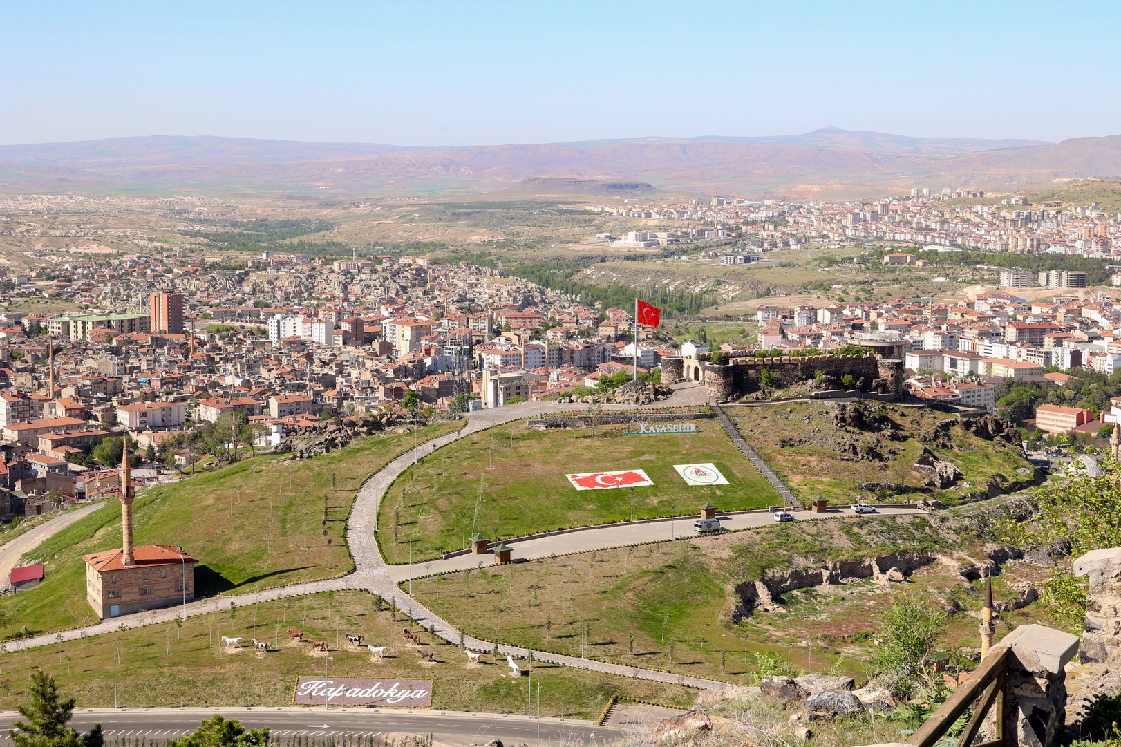  Nevşehir’de Ramazan Bayramı Dolayısıyla 11 Pare Top Atışı Yapıldı