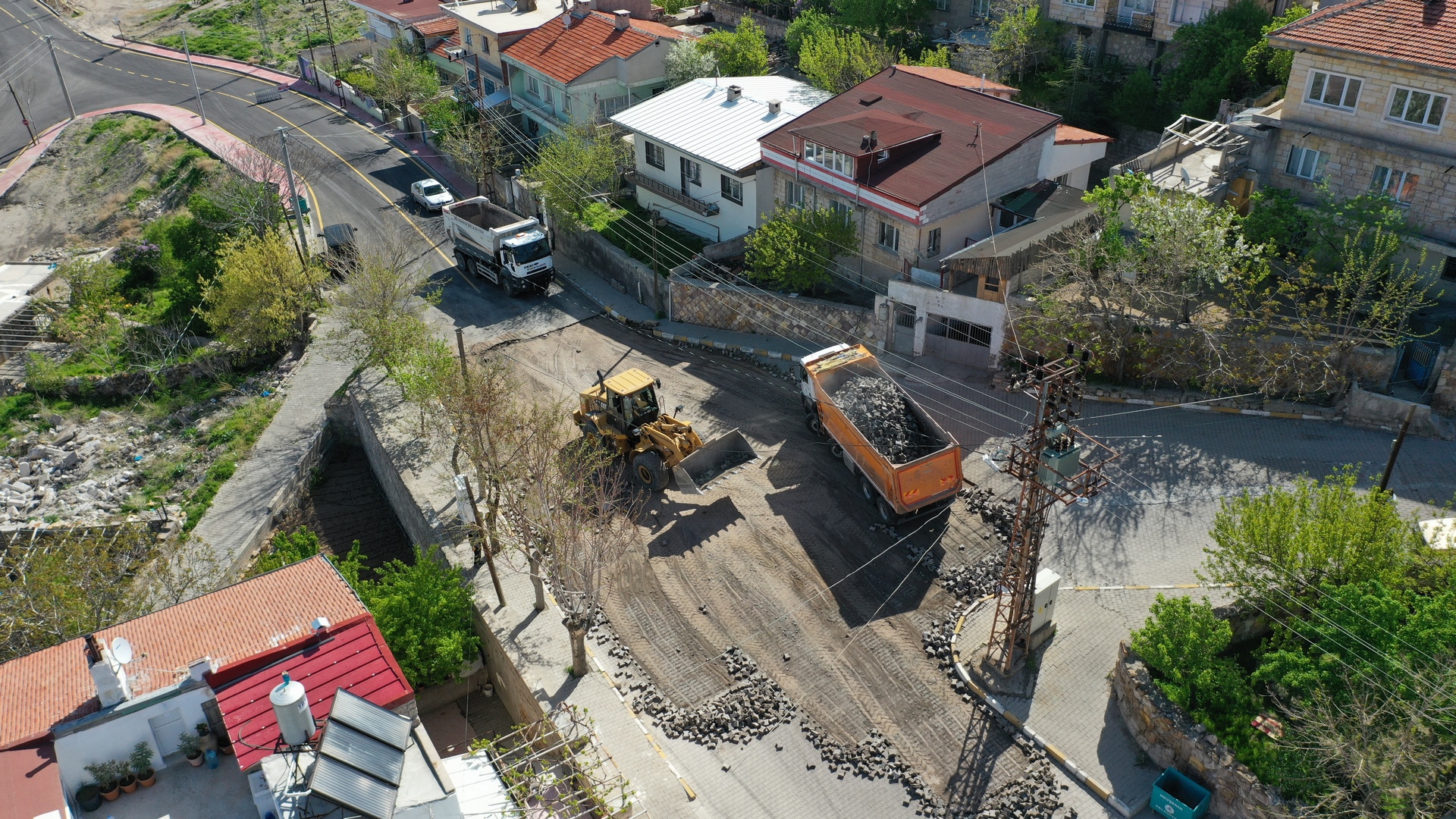  Nevşehir Yavuz Sultan Selim Caddesi’nde Alt ve Üst Yapı Çalışmaları Başladı