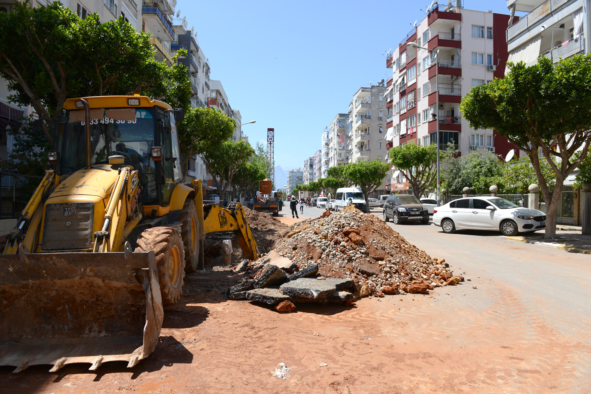  Antalya’da Ulus Mahallesi’nin Yağmur Suyu Sorunu Çözülüyor