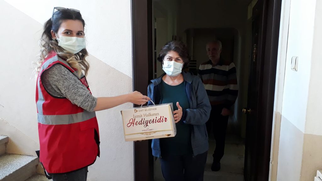 İzmit’te Çölyak Hastalarına Glutensiz Besin Paketi Dağıtıldı