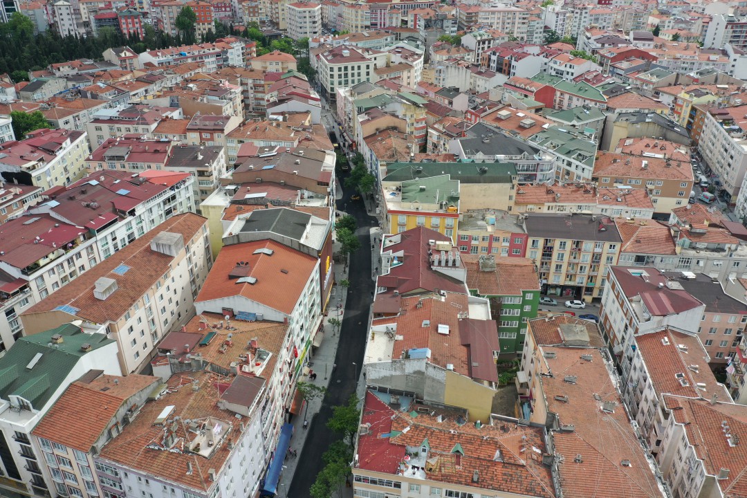  Silivri’de Kara Mustafa Caddesinin Asfalt Çalışmaları Tamamlandı