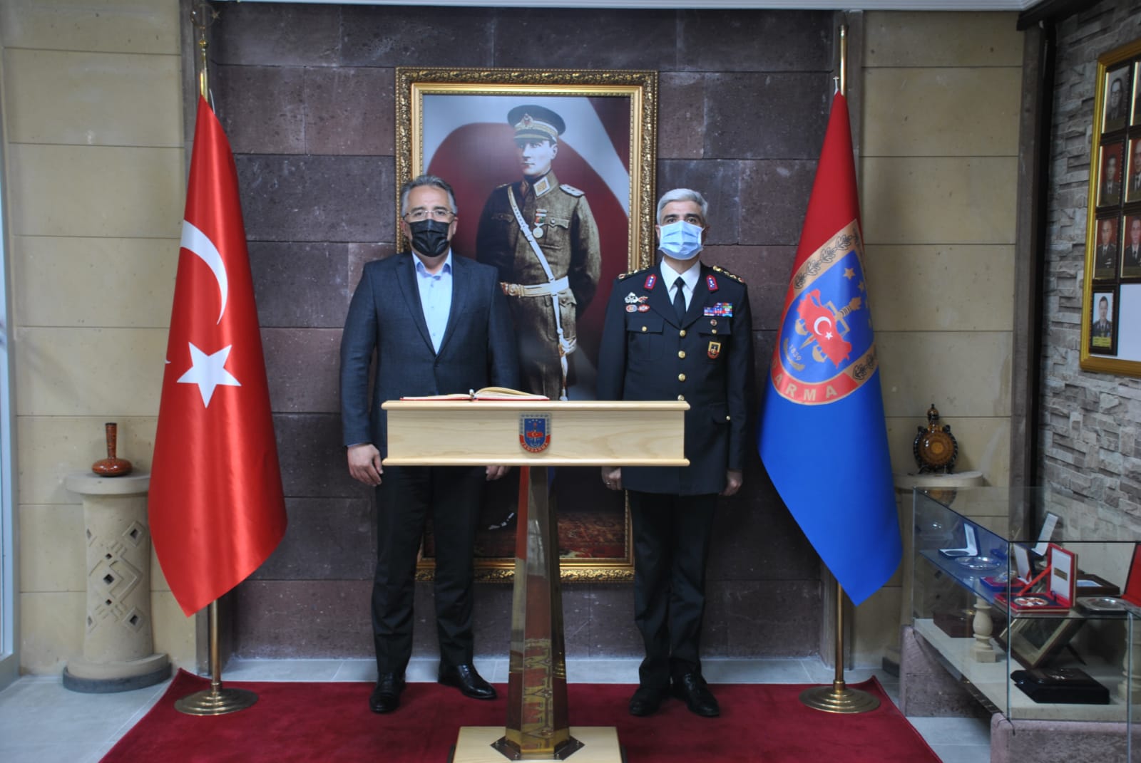  Nevşehir Belediye Başkanı Savran, Jandarma Teşkilatı Mensuplarını Ziyaret Etti