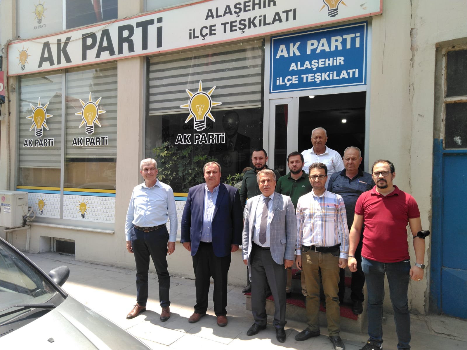  Ahmetli Belediye Başkanı Alhan,İlçe Teşkilatlarını Ziyaret Etti