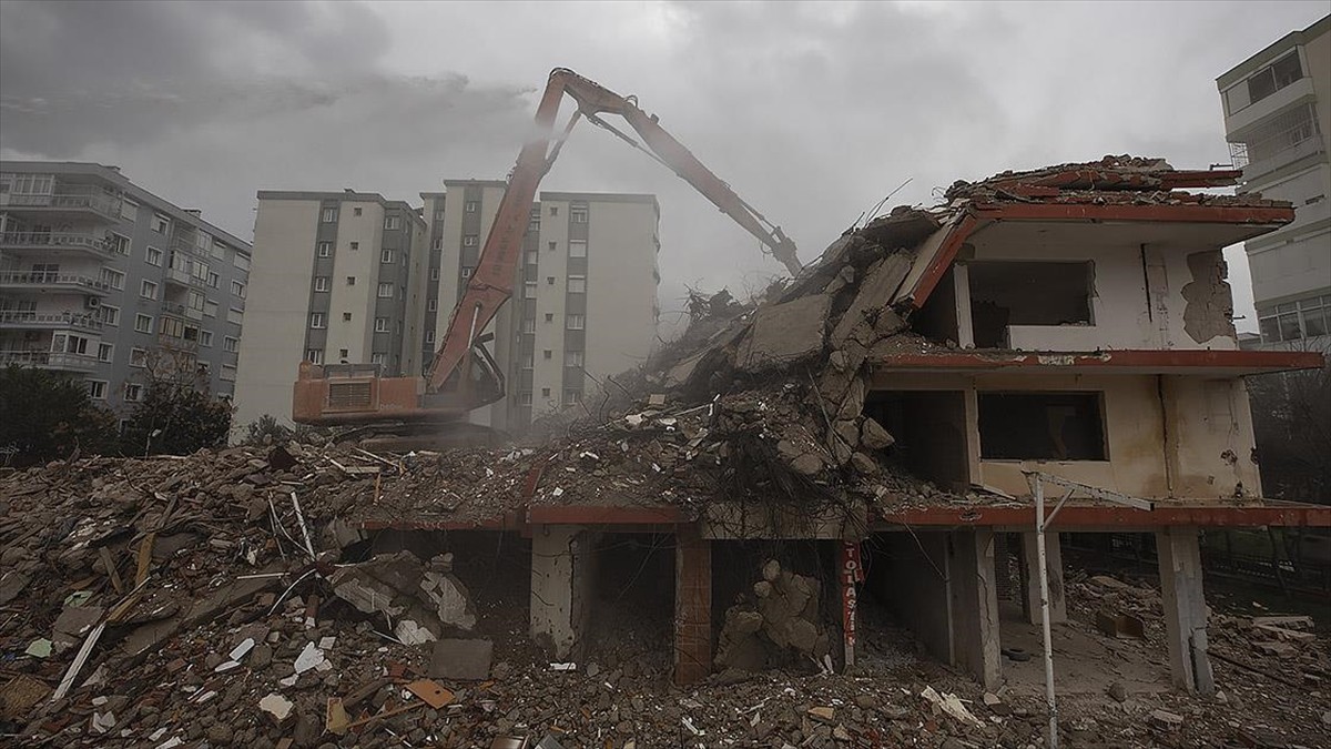  İzmir Depreminde Yıkılan Binalarla İlgili Soruşturmada İddianame Tamamlandı