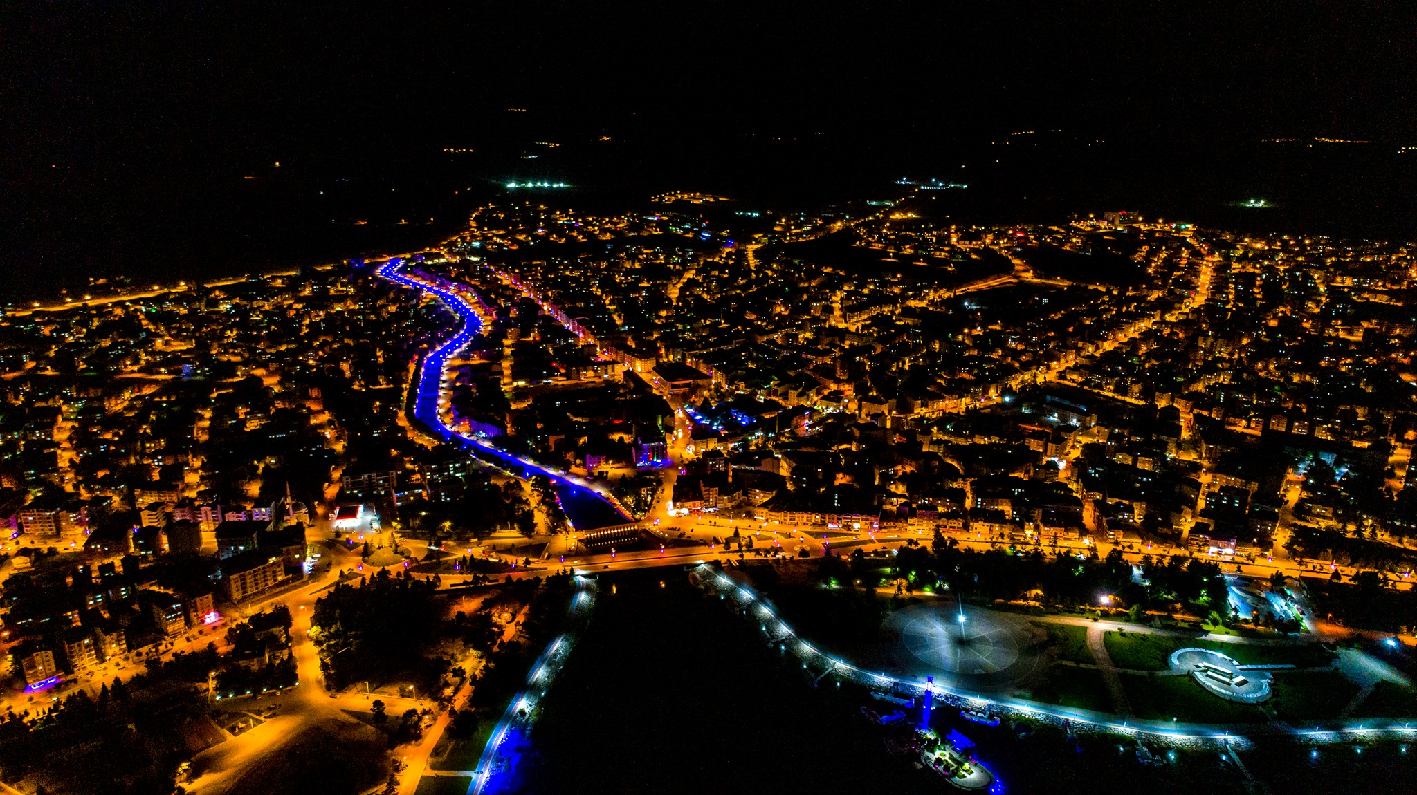 Beyşehir, Aydınlatma Çalışmaları ile Işıl Işıl Bir Görünüme Kavuştu