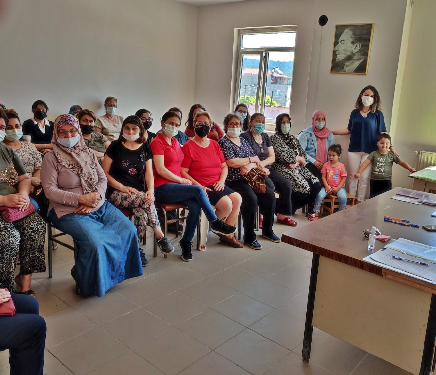  Akhisar’da Kadınlara Yönelik Atölye Çalışması Gerçekleştirildi