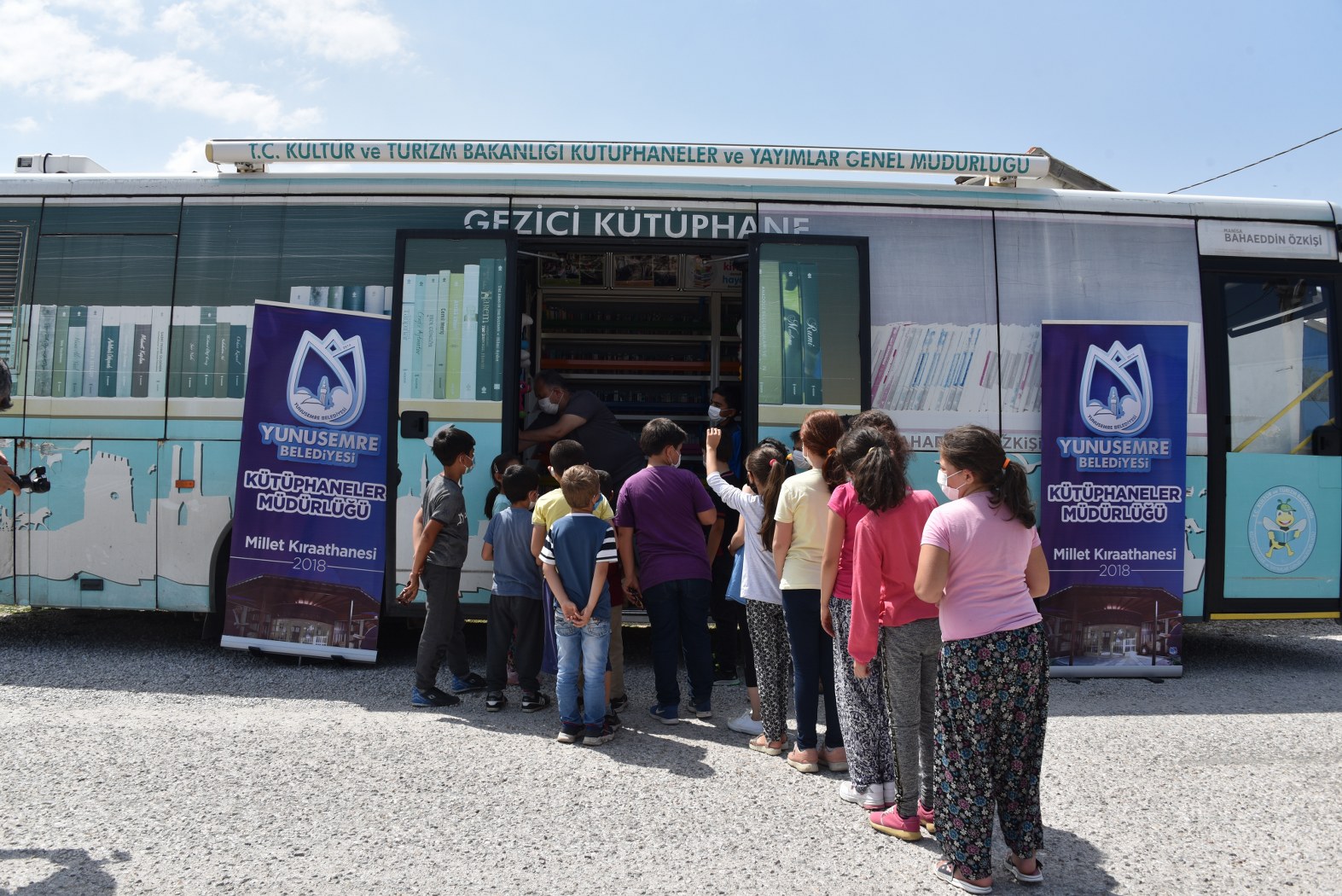  Yunusemre Belediyesinden, Yuntdağı’ndaki Çocuklara Yaz Tatili Sürprizi