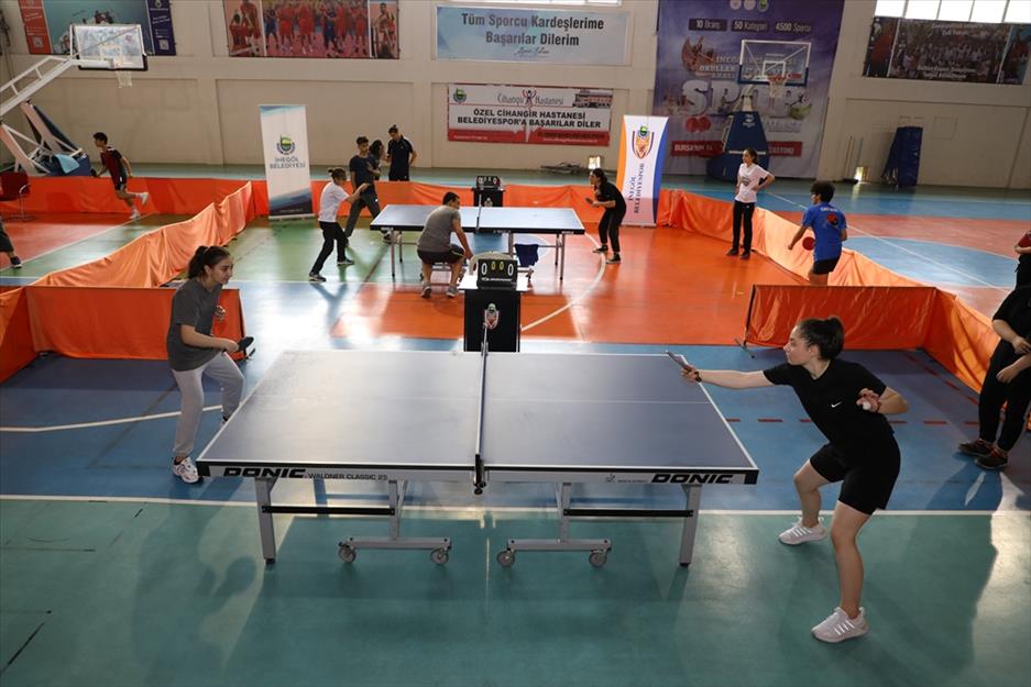  İnegöl’de Marmara Belediyeleri Katılımıyla Masa Tenisi Turnavası Düzenlendi