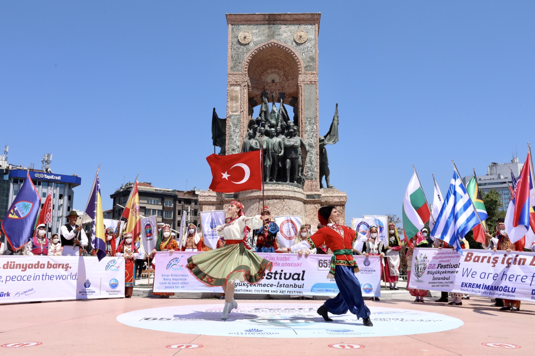  Büyükçekmece Kültür ve Sanat Festivali Kapılarını Taksim Meydanı’nda Açtı