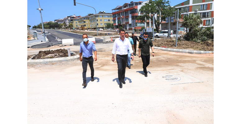  Bandırma Belediye Başkanı Tosun, Asfaltlama Çalışmalarını Yerinde İnceledi