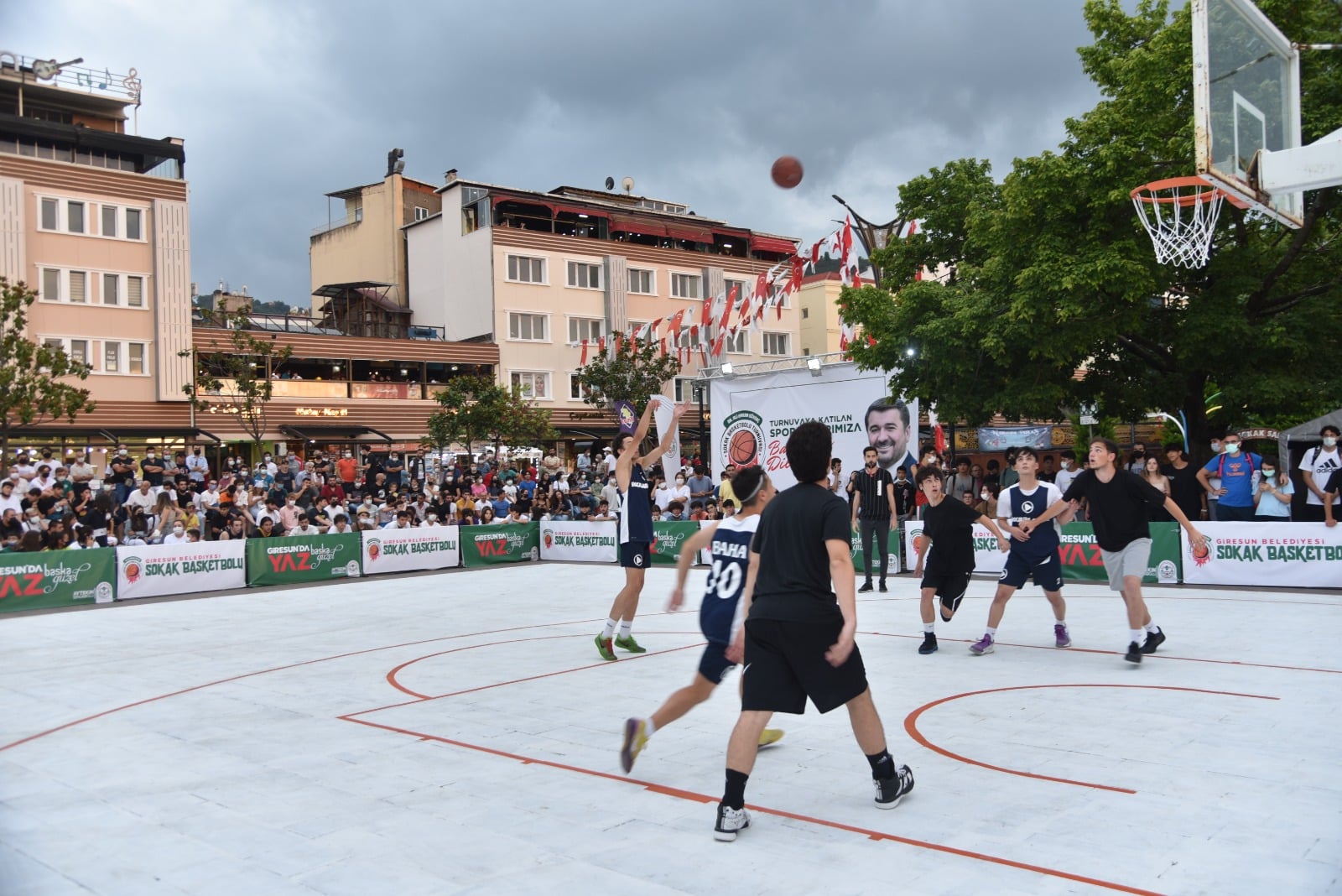  Giresun Belediyesi Tarafından Düzenlenen ‘Sokak Basketbolu Turnuvası’ Coşkulu Başladı