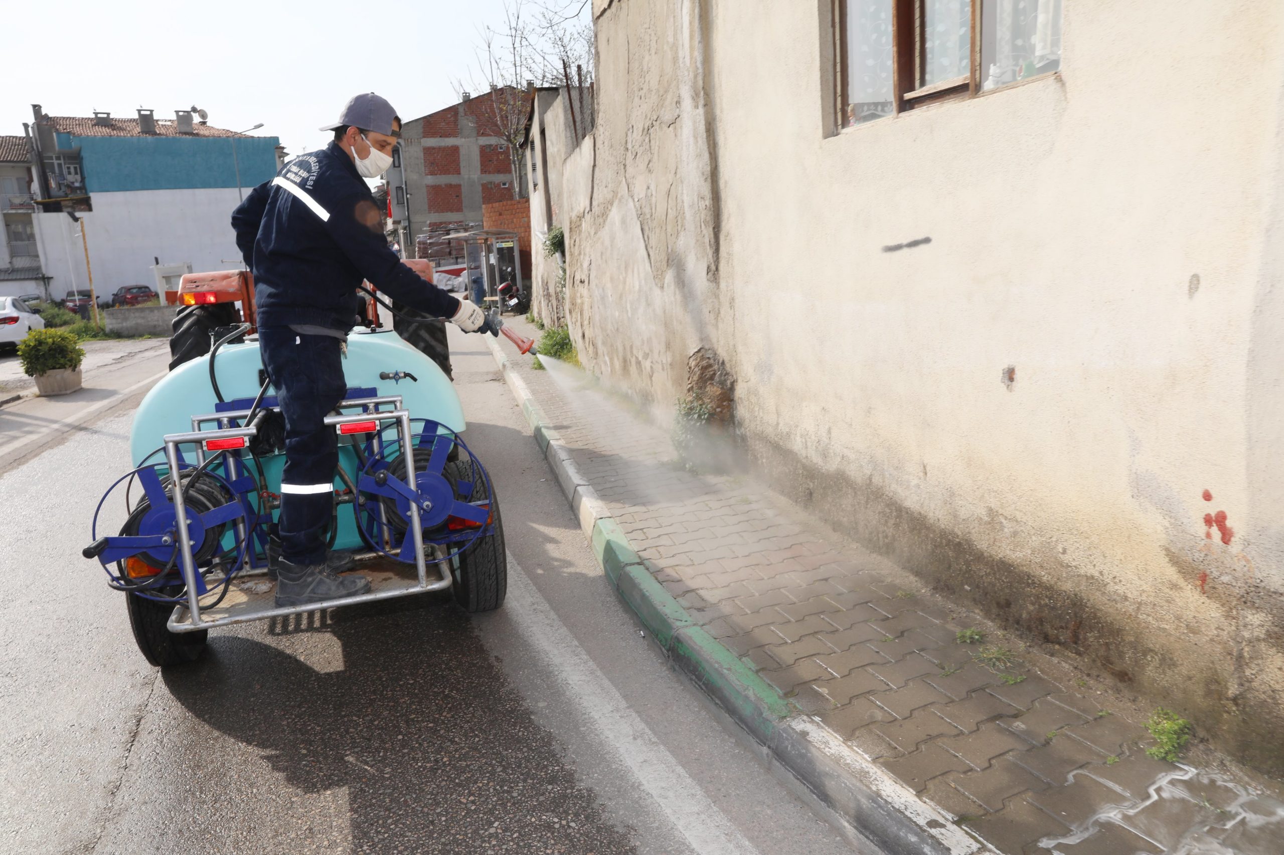  Mudanya Belediyesi, Koronavirüs Varyantlarına Karşı Temizlik Çalışmalarını Yoğunlaştırdı