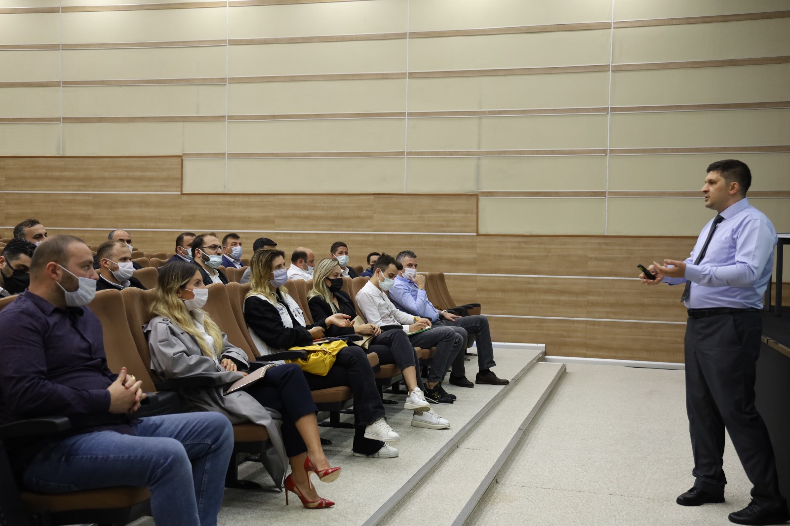  Kocaeli Büyükşehir Belediyesi UlaşımPark Çalışanlarına Eğitim