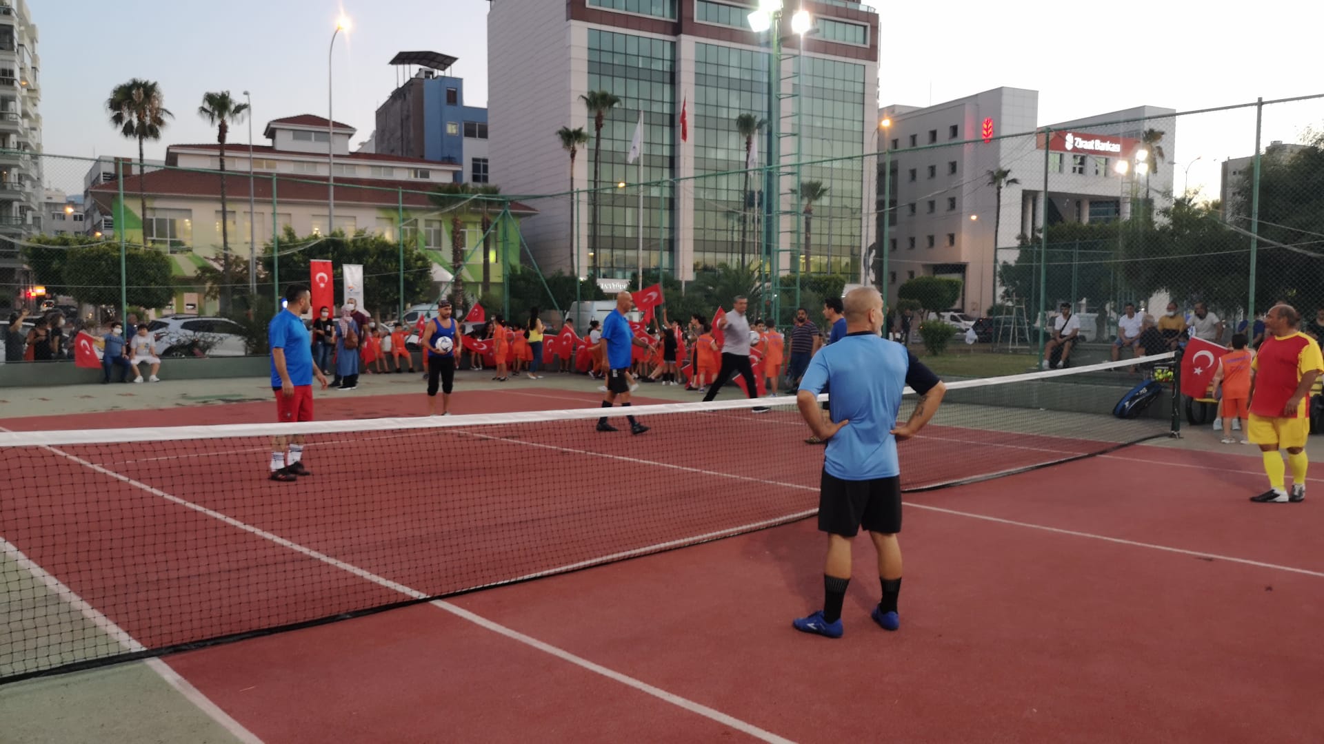  İskenderun Belediyesi’nin Düzenlediği Ayak Tenisi Turnuvası Başladı