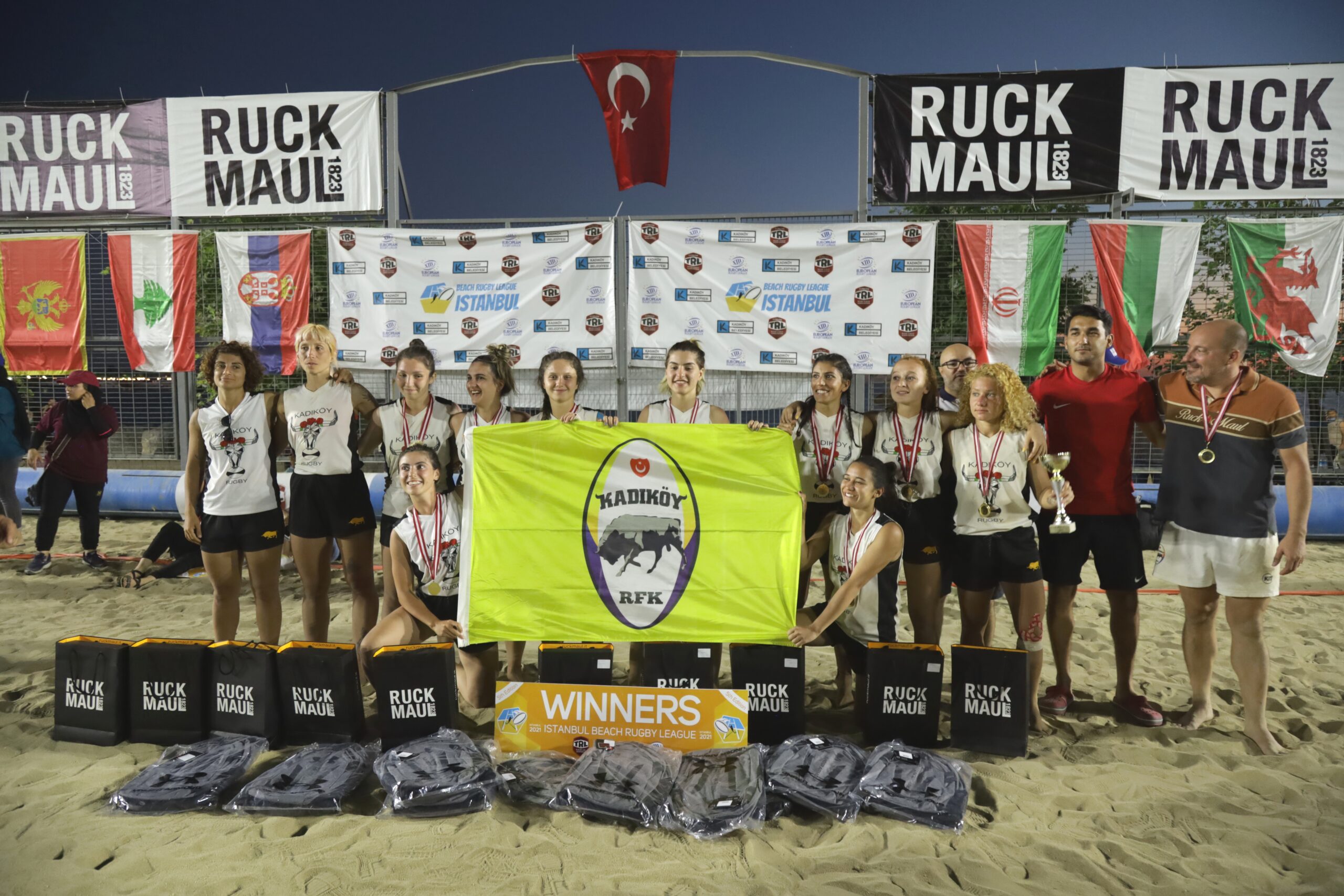  Kadıköy Belediye’sinde Gerçekleşen ‘Uluslararası İstanbul Plaj Ragbi Lig Turnuvası’ Sonuçlandı