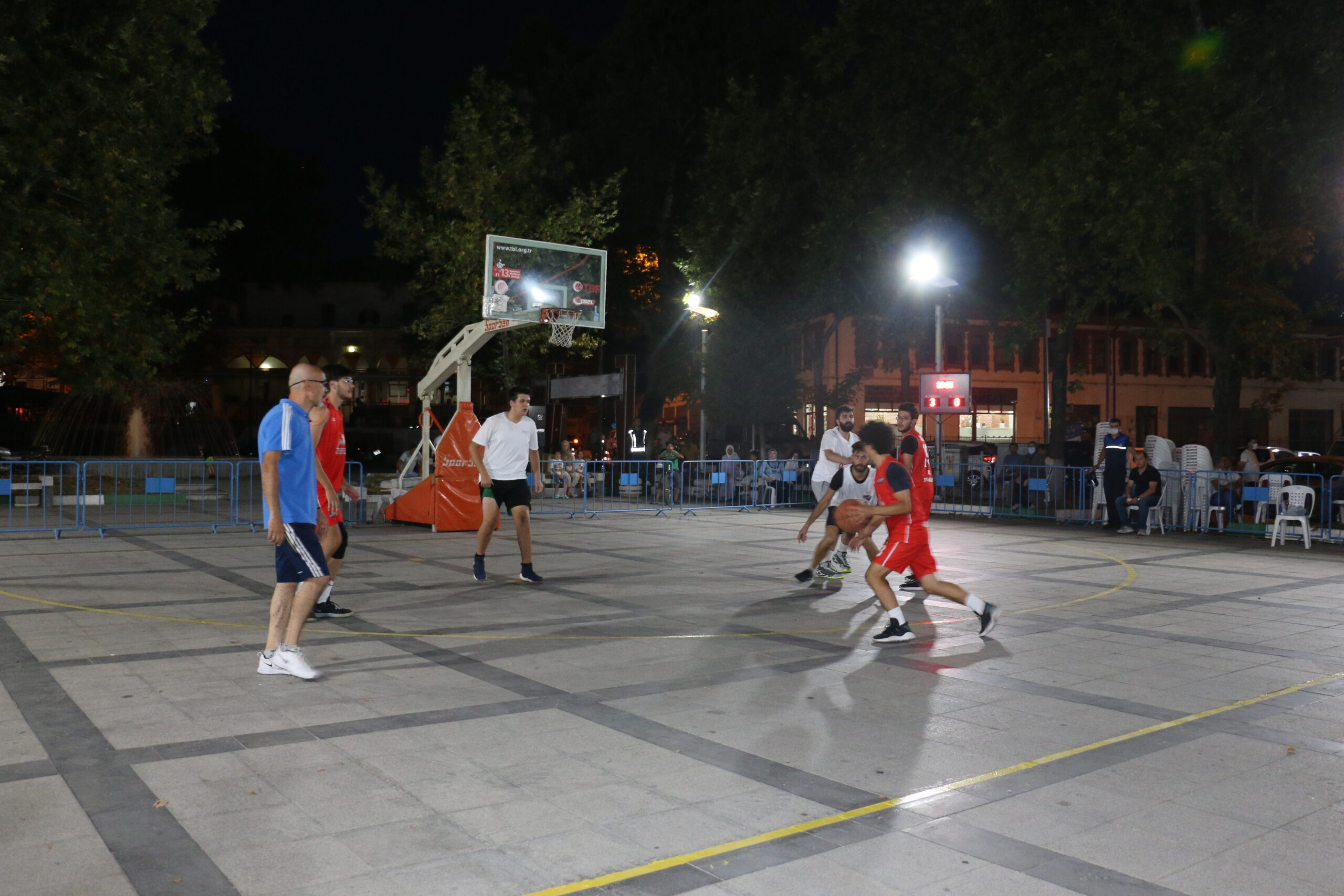  Bayramiç Belediyesi’nden, ‘Streetball’ Turnuvası