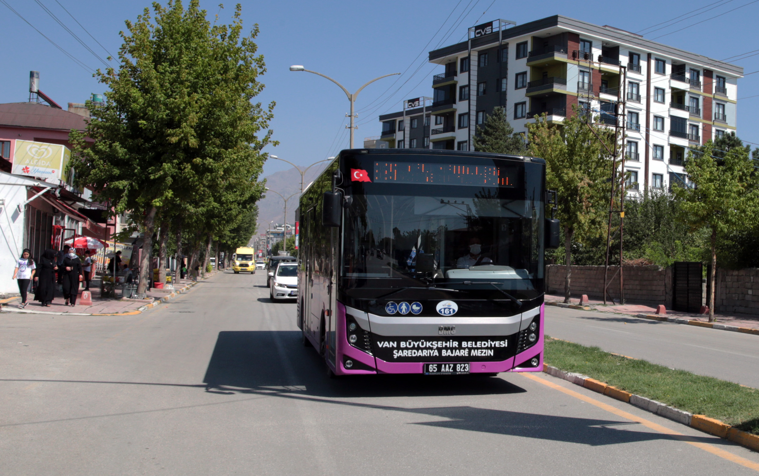  Van Büyükşehir’de 21 Yeni Güzergaha İlk Kez Otobüs Seferi Verildi