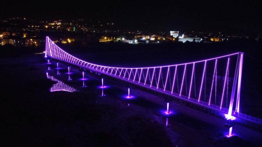  Çaycuma Belediyesi, Sarıkaş Yaya Köprüsü’nün Işıklandırma Çalışmaları Tamamlandı