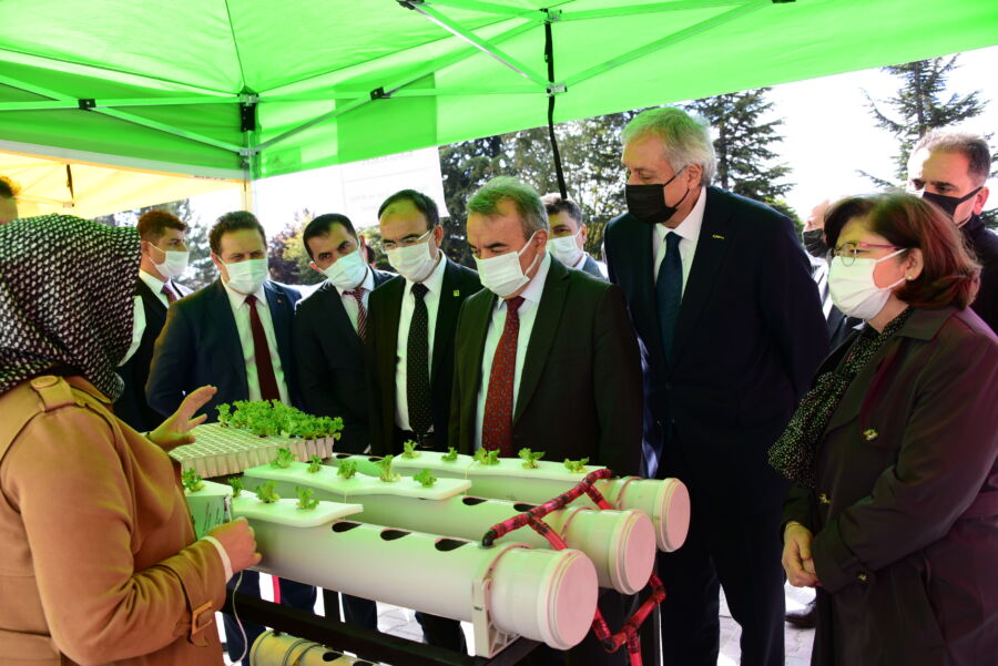  ‘Bozüyük Bilim Şenliği’ Başladı