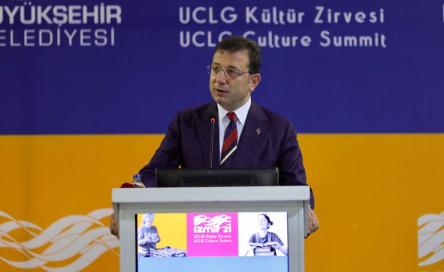  İzmir’de Düzenlenen ‘Kültür Zirvesi’ne İBB Başkanı İmamoğlu Konuşmacı Olarak Katıldı