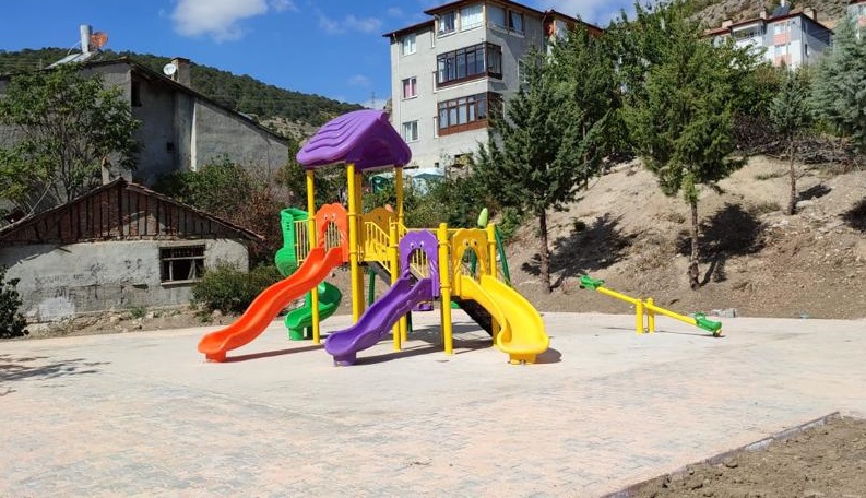  Amasya Belediyesi Yeni Oyun Parkı Alanları Oluşturuyor