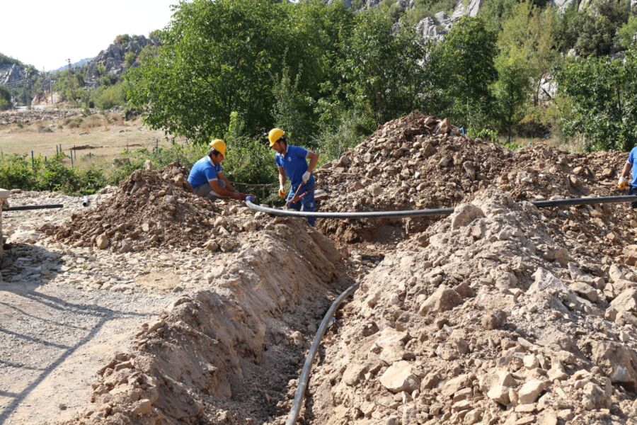  Antalya Büyükşehir Belediyesi’nce İbradı’da Vatandaşın Su Talebi Karşılandı
