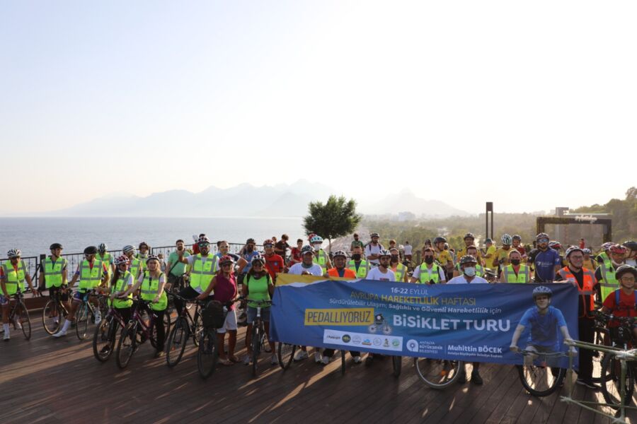  Antalya Büyükşehir’den ‘Avrupa Hareketlilik Haftası’nda Bisiklet Etkinliği
