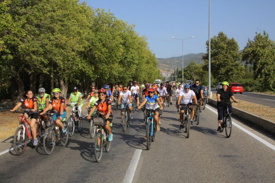  Efes Selçuk Belediyesi Bisiklet Turu Düzenledi