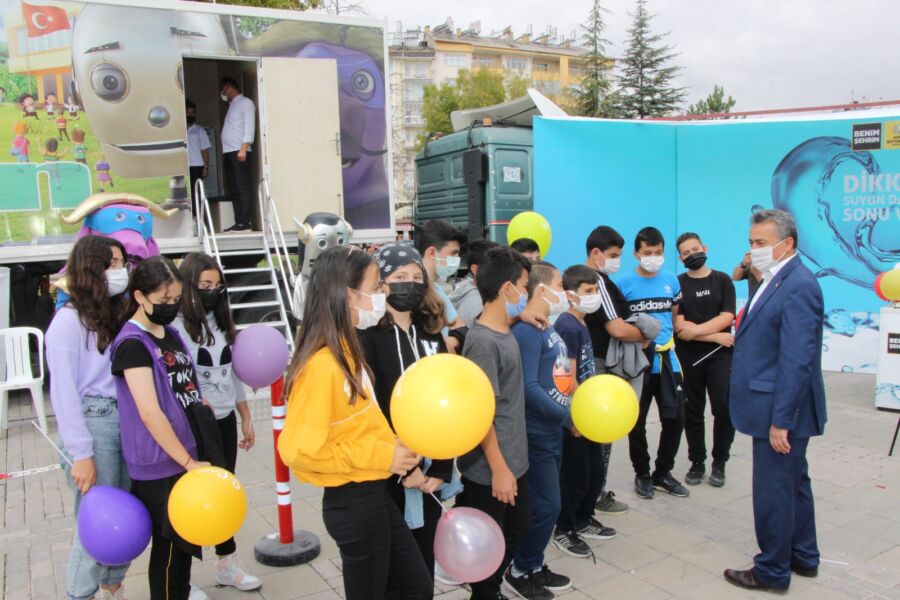  Mobil Eğitim Tırı Seydişehir’de Çocuklarla Buluştu