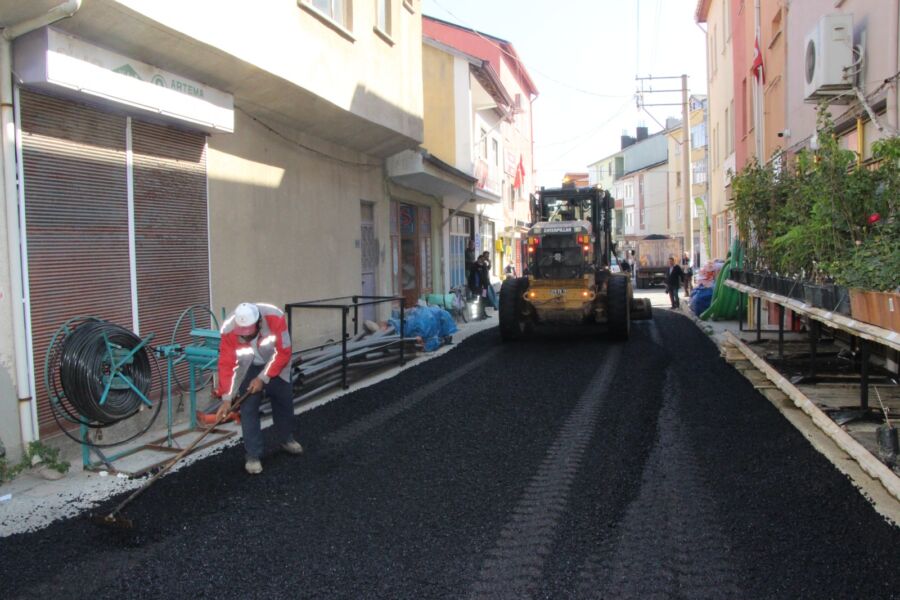  Seydişehir Belediyesi Asfalt Çalışmalarına Devam Ediyor