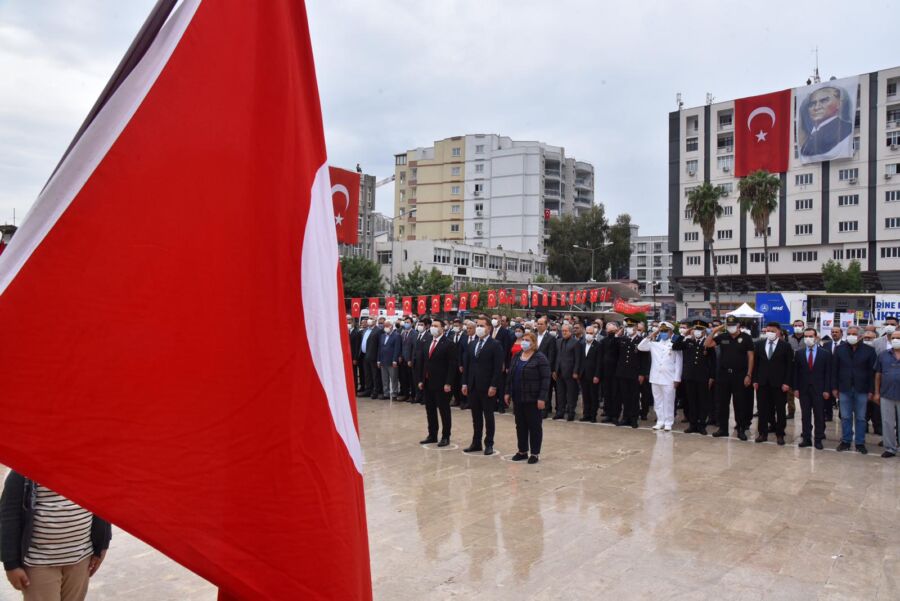  Ceyhan Belediyesi, 29 Ekim Cumhuriyet Bayramını Törenle Kutladı