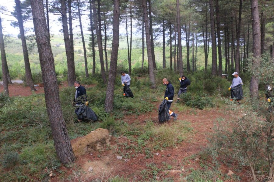  Kartal Belediyesi Aydos Ormanını Çöplerden Arındırdı