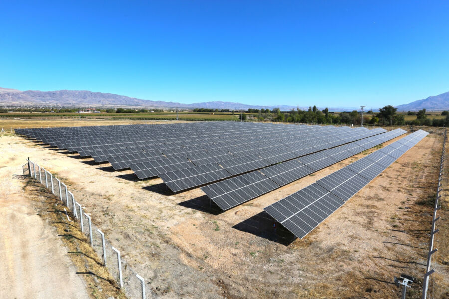  Elazığ Belediyesi Güneş Enerjisi Santrali ile Elektrik Üretmeye Başladı