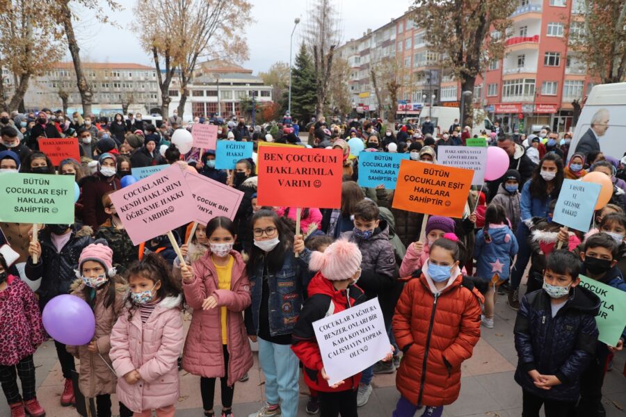  Çankırı Belediyesi “20 Kasım Dünya Çocuk Hakları Günü’nü” Çeşitli Etkinliklerle Kutladı