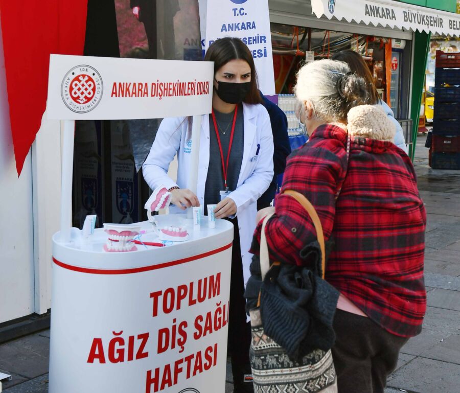  Ankara Büyükşehir Belediyesi, Halkı Ağız ve Diş Sağlığı Konsunda Biliçlendiriyor