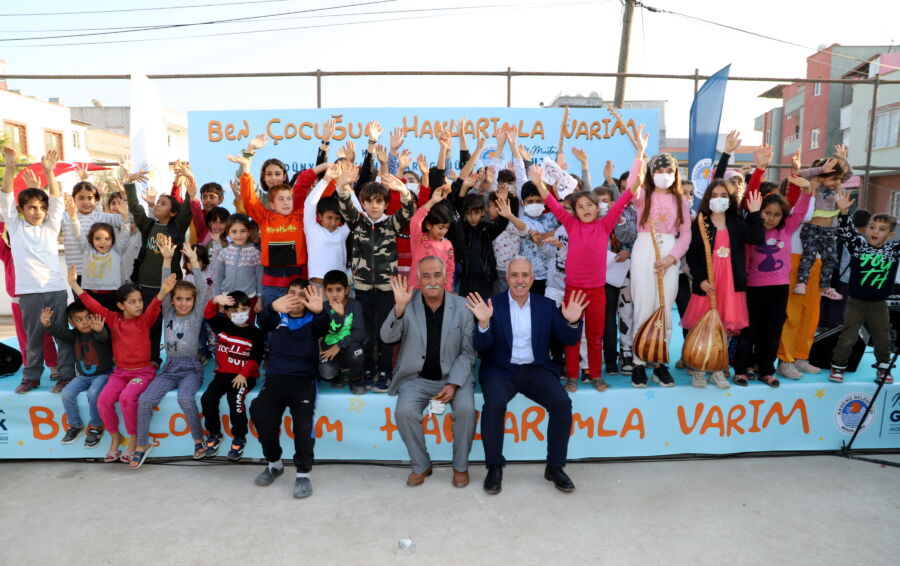  Akdeniz Belediyesi, ‘Dünya Çocuk Hakları Günü’nü Etkinliklerle Kutladı