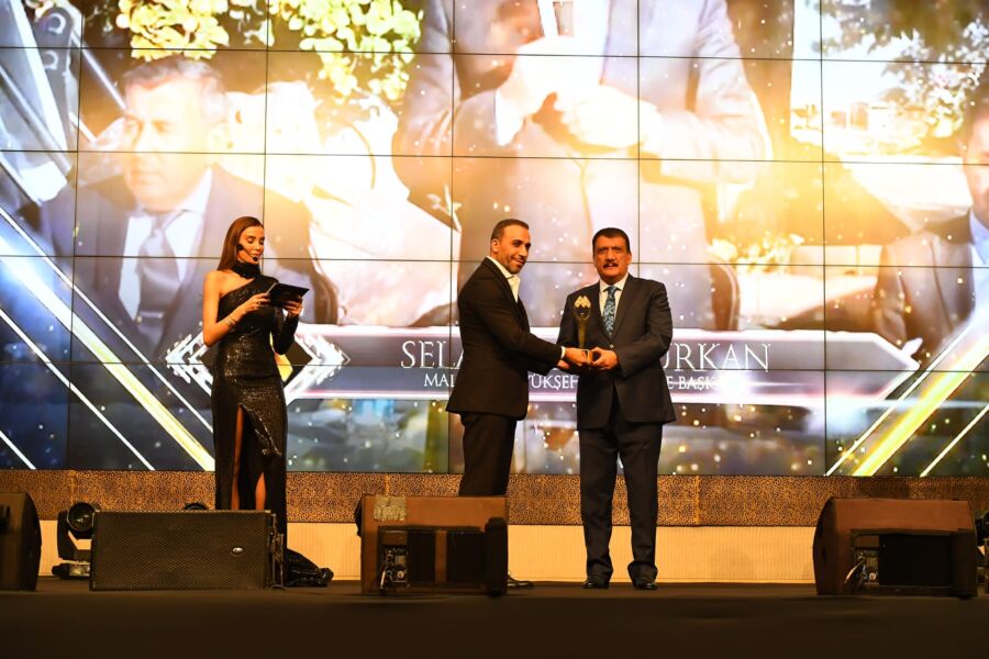  Malatya Büyükşehir Belediye Başkanı Gürkan, ‘Yılın Enleri’ Arasında Ödül Aldı