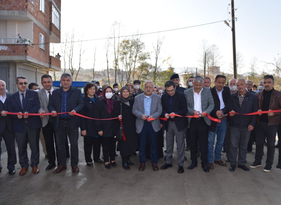  Espiye Belediyesi, Adabük Mahallesi ile Hacıköy Köyünün Yol Açılışını Yaptı
