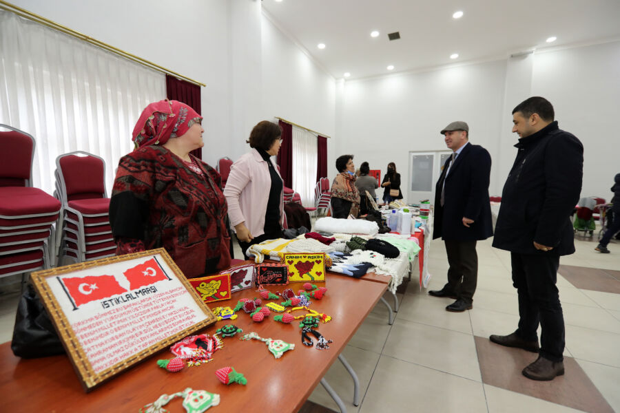  Burdur’da Emekçi Kadınlar Kooperatifleri Yılbaşı Sergisi Açıldı
