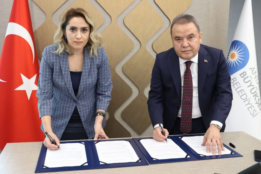  Antalya Büyükşehir ve Çevre Mühendisleri Odası Protokol İmzaladı