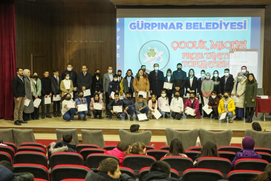  Gürpınar Belediyesi Çocuk Meclisi Projelerini Tanıttı