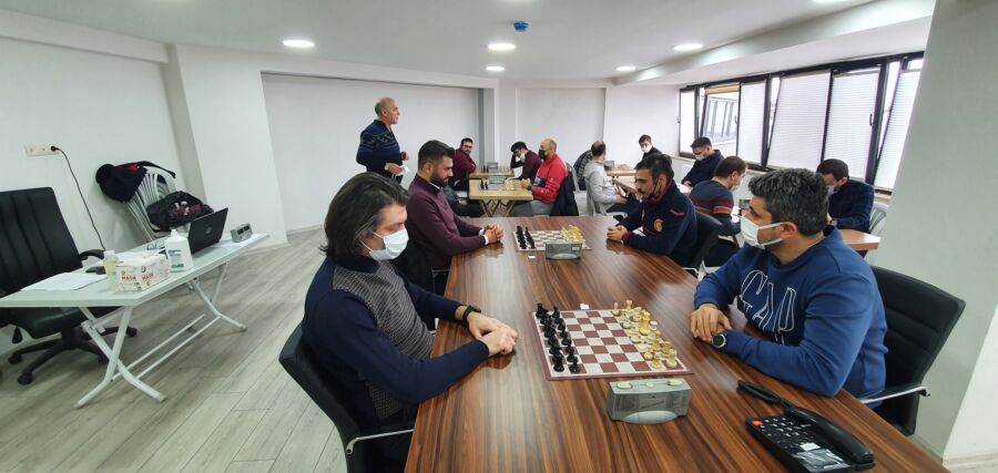  Giresun Belediyesi’nde Satranç Turnuvası Düzenlendi